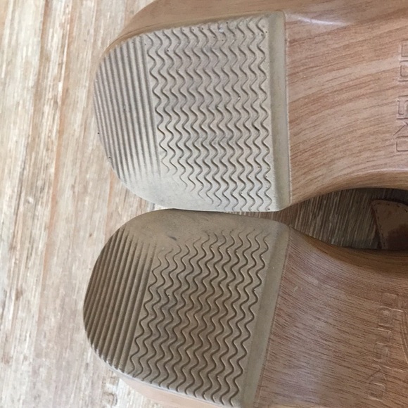 Dansko Bronze Patent Leather Criss Cross Sandals - Picture 5 of 5